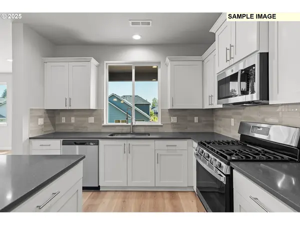 Estacada, OR 97023,919 NE SAGEBRUSH DR