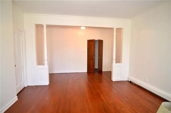 Brooklyn, NY 11236,9522 Flatlands AVE