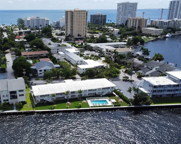 Pompano Beach, FL 33062,1105 S Riverside Dr #205