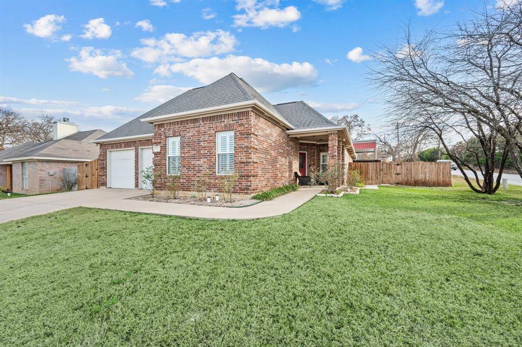 201 Pioneer Drive #A, Keene, TX 76059