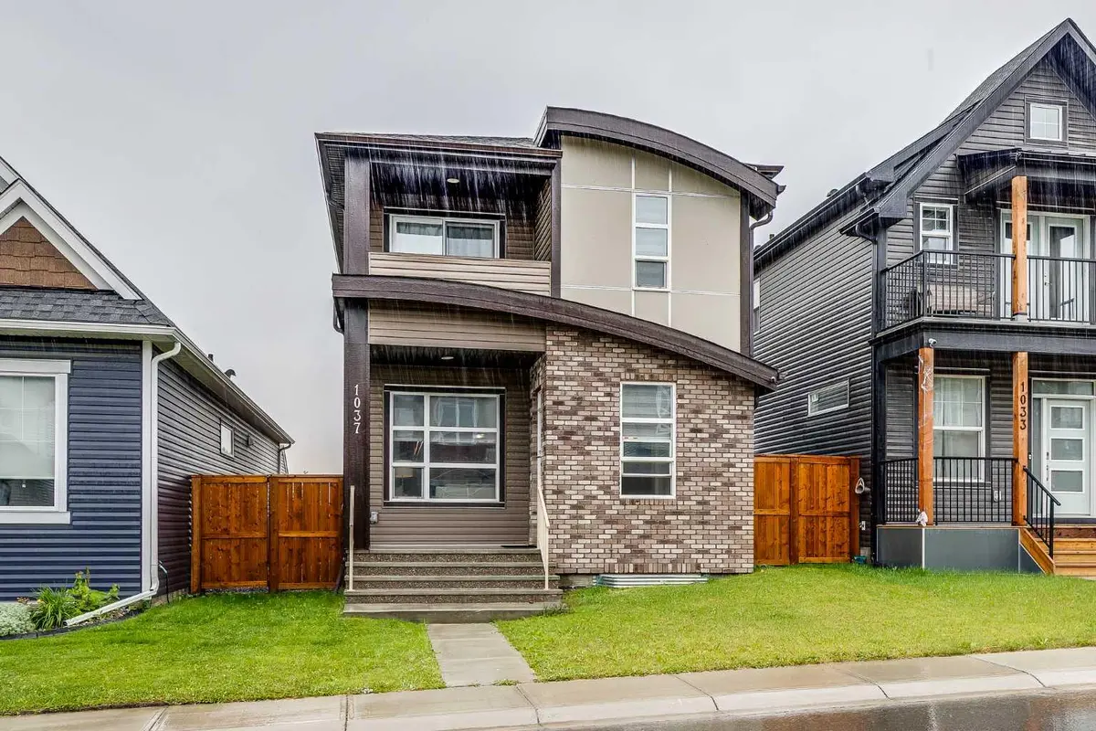 Airdrie, AB T4B 5E1,1037 Chinook Gate Heath SW