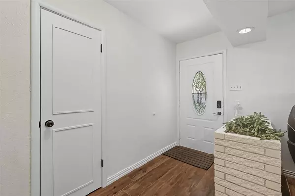 Arlington, TX 76010,1711 Barton Drive