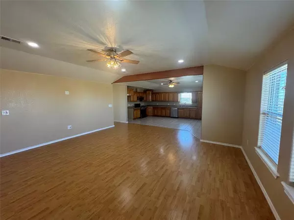 Decatur, TX 76234,528 County Road 4227