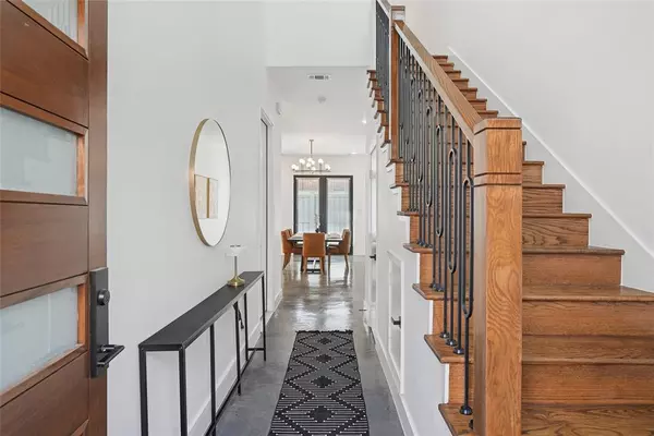 Dallas, TX 75226,4618 Columbia Avenue #2a