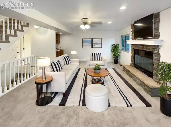 Monument, CO 80132,570 Ore Cart WAY