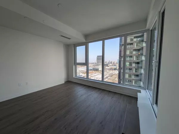 Toronto C13, ON M3C 0S4,1 Quarrington LN #1911