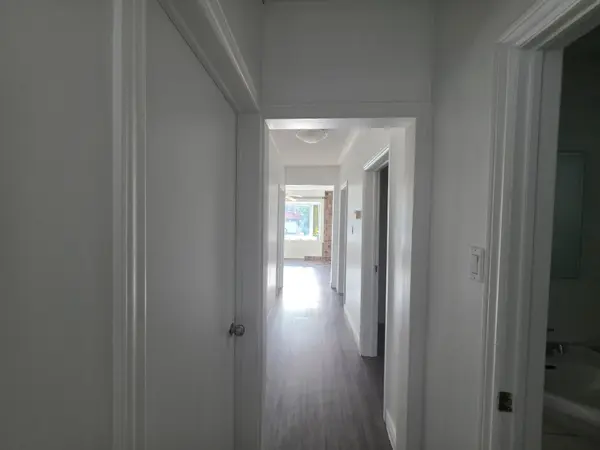 Toronto E10, ON M1E 2Z7,39 Rodda BLVD