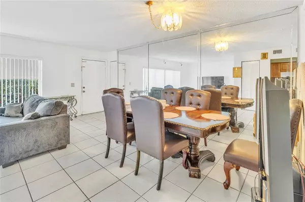 Tamarac, FL 33319,5880 NW 57th Ave #6