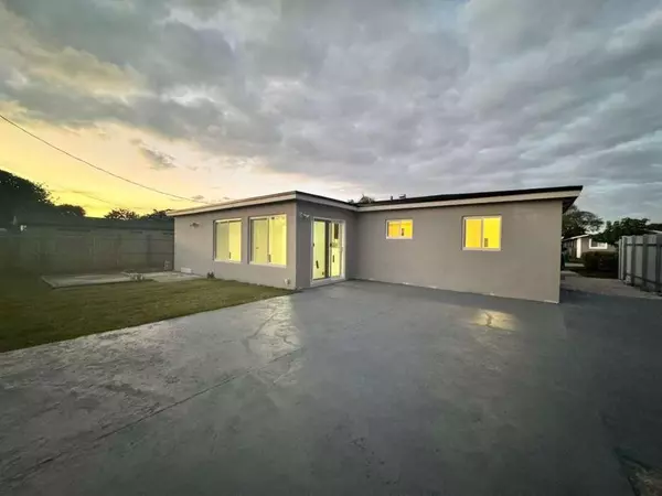 Miramar, FL 33023,7430 Venetian St