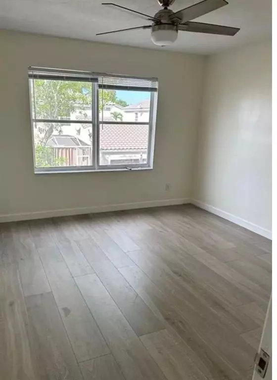 Coral Springs, FL 33076,10535 NW 57th St