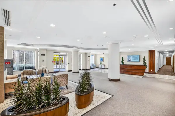 Richmond Hill, ON L4B 4P6,51 Baffin CT #PH06