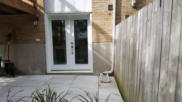 Barrie, ON L4N 4T7,70-A Chaucer CRES #Basement