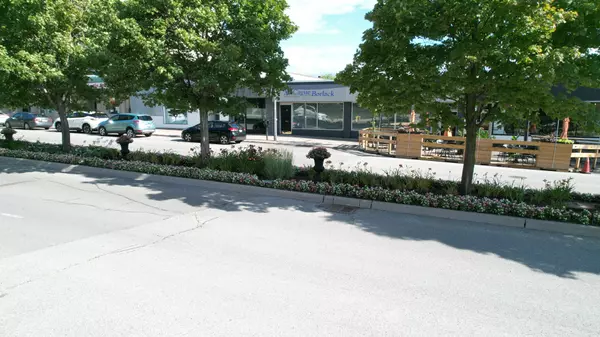 Barrie, ON L4M 1G7,57 Collier ST #Main