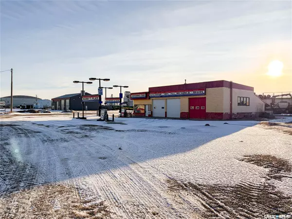 Shaunavon, SK S0N 2M0,870 3rd AVENUE W