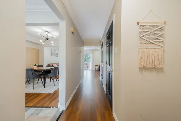 Burlington, ON L7P 2B5,1548 Westminster PL