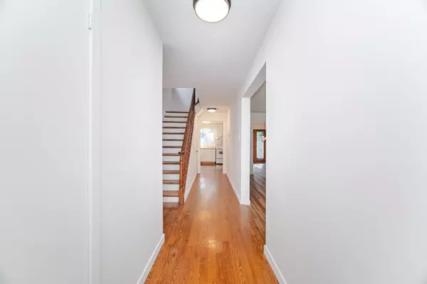 Hamilton, ON L9C 6L2,21 Horning DR