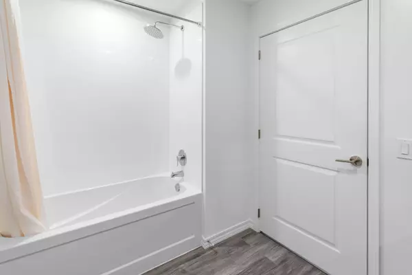 Guelph, ON N1K 0E5,191 Elmira RD S #113