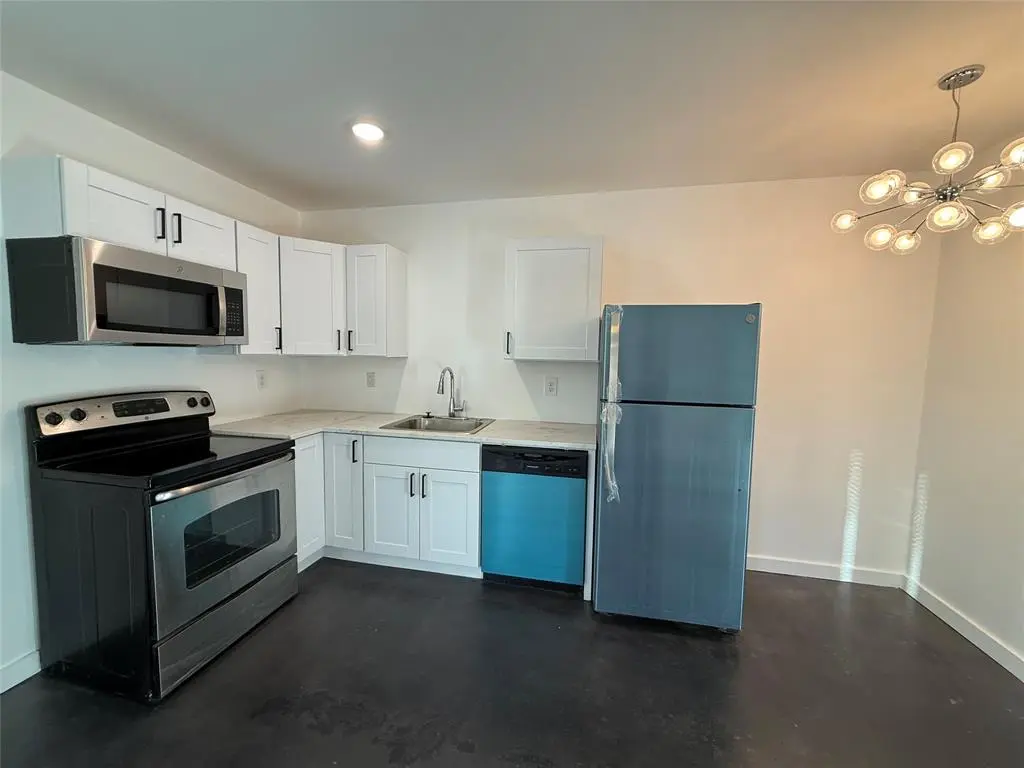 Dallas, TX 75232,1135 Holly Glen Circle #A