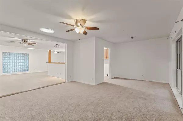 Dallas, TX 75228,9745 Ash Creek Drive