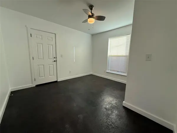 Dallas, TX 75232,1135 Holly Glen Circle #A