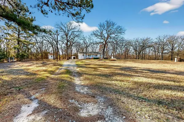 Quinlan, TX 75474,2752 Private Road 2410