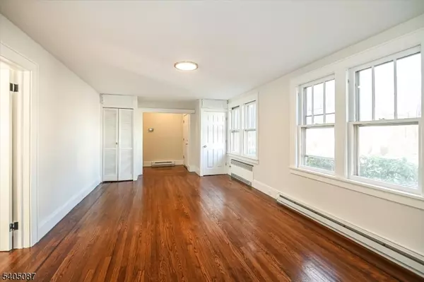 Paterson City, NJ 07501,265 Mcbride Ave