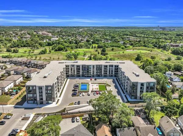 St. Catharines, ON L2P 2S4,50 Herrick AVE #340