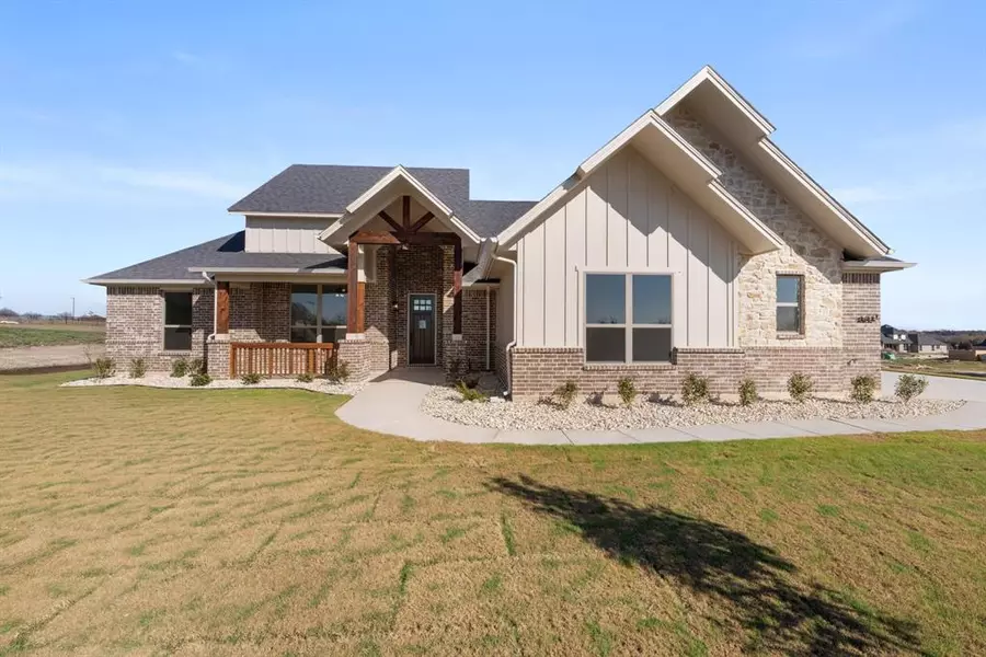 431 Paradise Ridge Drive, Waxahachie, TX 75167