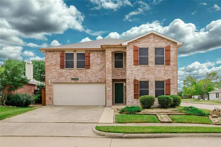 2300 Bradford Pear Drive, Little Elm, TX 75068