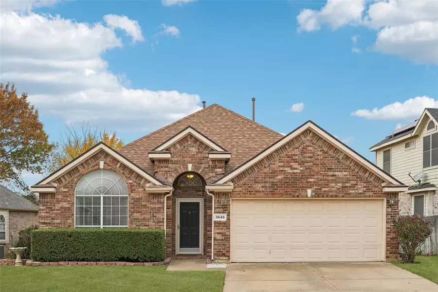 3649 Smoke Tree Trail, Fort Worth, TX 76040