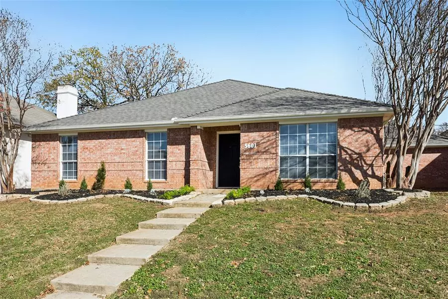 5601 Chimney Rock Drive, Arlington, TX 76017