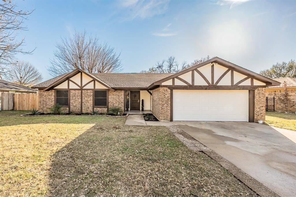 227 Norwich Drive, Hurst, TX 76054