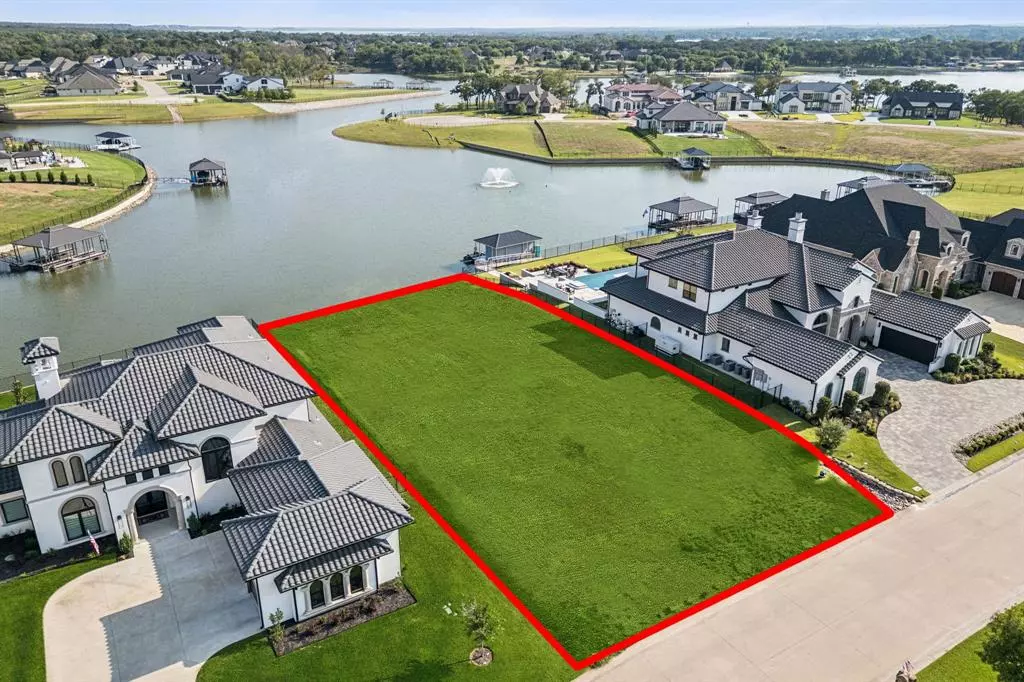 Fort Worth, TX 76179,6137 Lakeside Drive