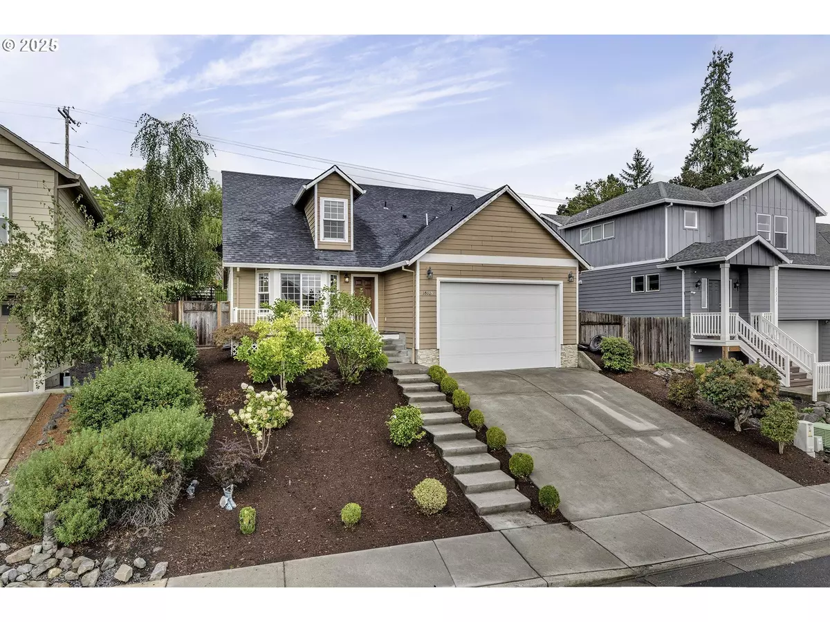 St Helens, OR 97051,35505 IRIS WAY