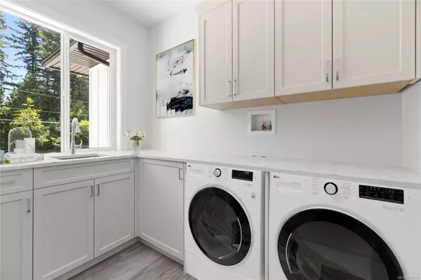 Mill Bay, BC V0R 2P2,2600 Craven Cres