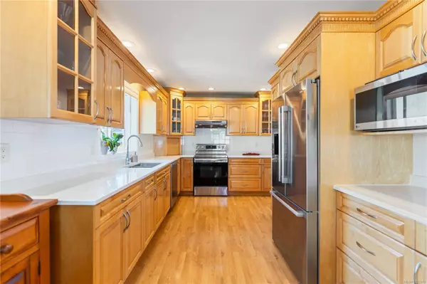 Langford, BC V9B 6N8,2234 Setchfield Ave