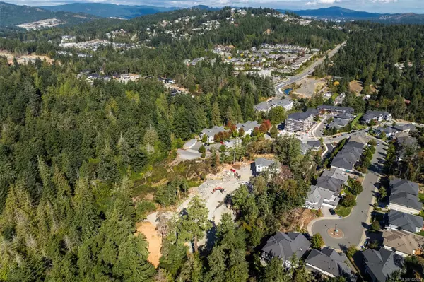 Colwood, BC V9C 0H2,571 Bezanton Way #2