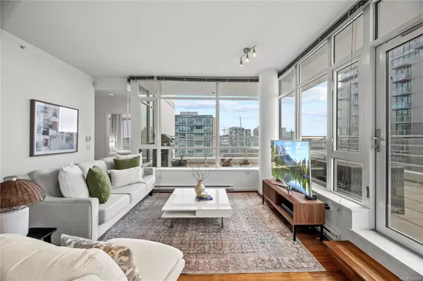 834 Johnson St #1401, Victoria, BC V8W 1N3