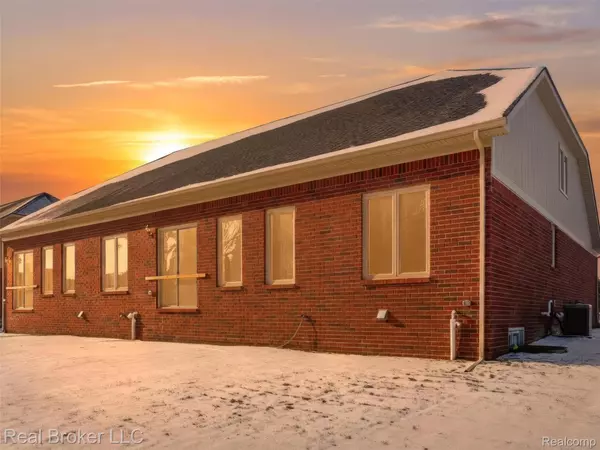 Shelby Twp, MI 48315,47124 Rosevillage CT