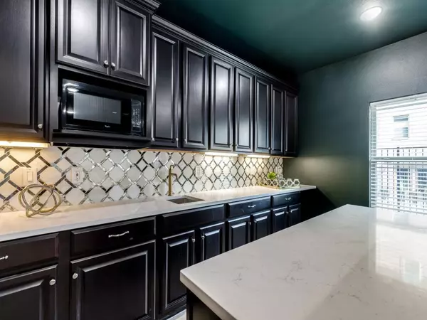 Lewisville, TX 75067,572 Hampshire Drive