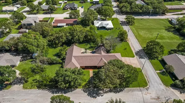 Bowie, TX 76230,901 Spears Street