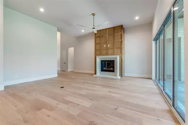 Dallas, TX 75220,3845 Van Ness Lane