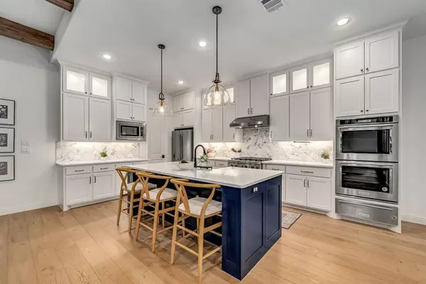 8288 Western, The Colony, TX 75056