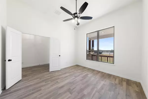 Waxahachie, TX 75167,431 Paradise Ridge Drive