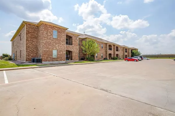 Alvarado, TX 76009,301 County Road 207 #1206