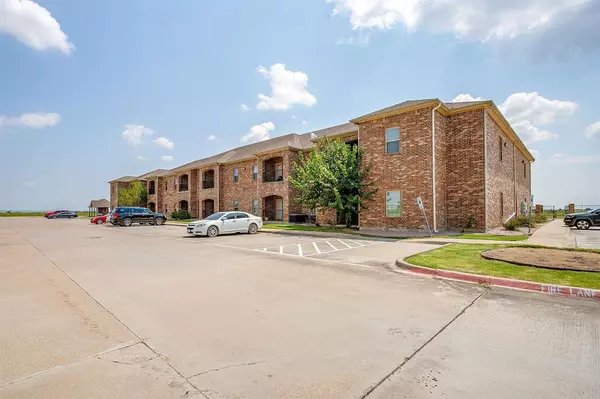 Alvarado, TX 76009,301 County Road 207 #1206