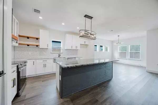 Fort Worth, TX 76105,3008 Walker Street