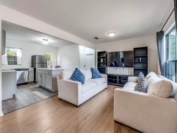 Dallas, TX 75218,11528 Sinclair Avenue