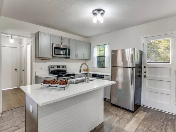 Dallas, TX 75218,11528 Sinclair Avenue