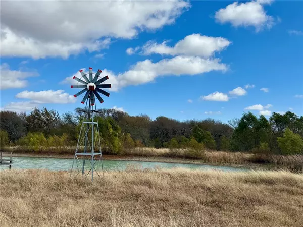 Campbell, TX 75422,5314 County Road 3204